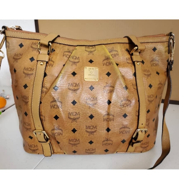 MCM Cognac Visetos shoudler Bag - Picture 4 of 14